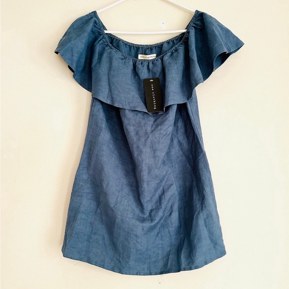 NWT Off Shoulder Chambray Denim Ruffle Dress Size Medium - Picture 3 of 4